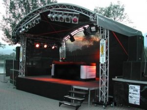 Runddachbühne 6x4m